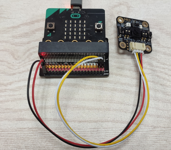 ../../_images/MUVS3_microbit_connect.png